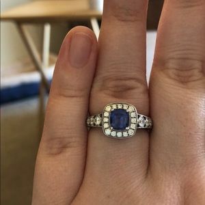 18K White Gold Engagement Ring 1.34K Blue Sapphire